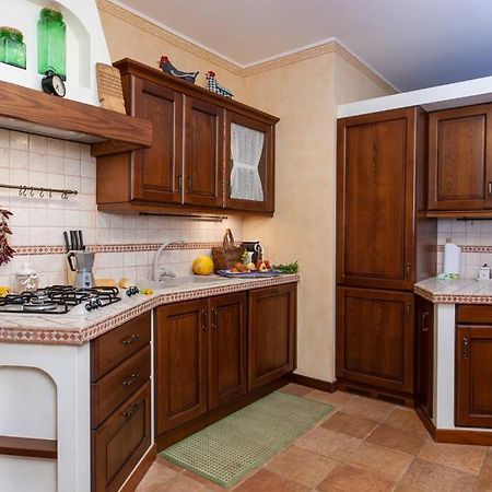 Spaziosa Villa Con Piscina E Giardino, Polignano A Mare Zewnętrze zdjęcie