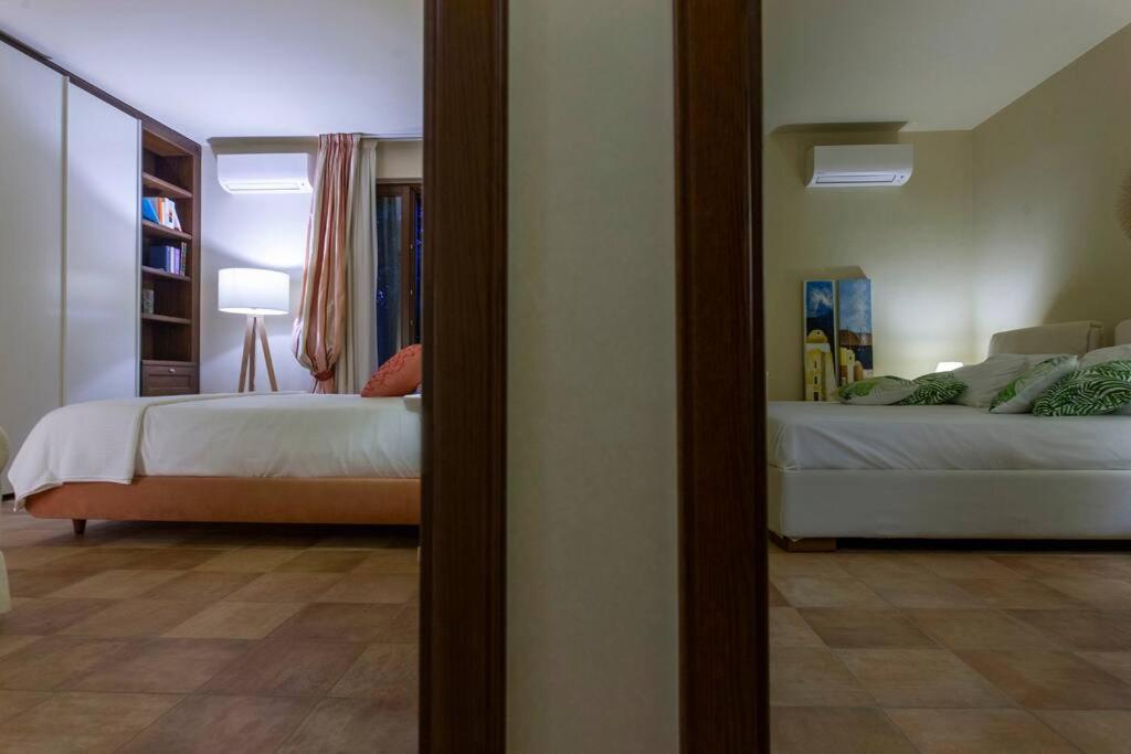 Spaziosa Villa Con Piscina E Giardino, Polignano A Mare Zewnętrze zdjęcie